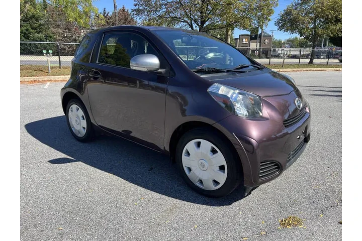 $7500 : 2013 iQ image 5