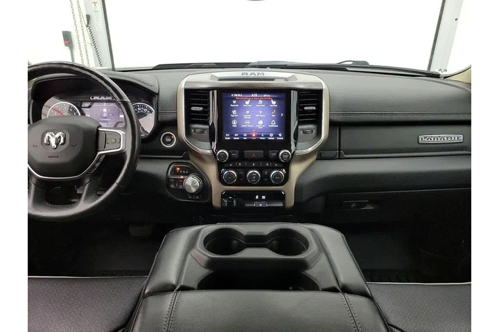 $38998 : Ram 1500 2020 4x4 Laramie 4d image 9
