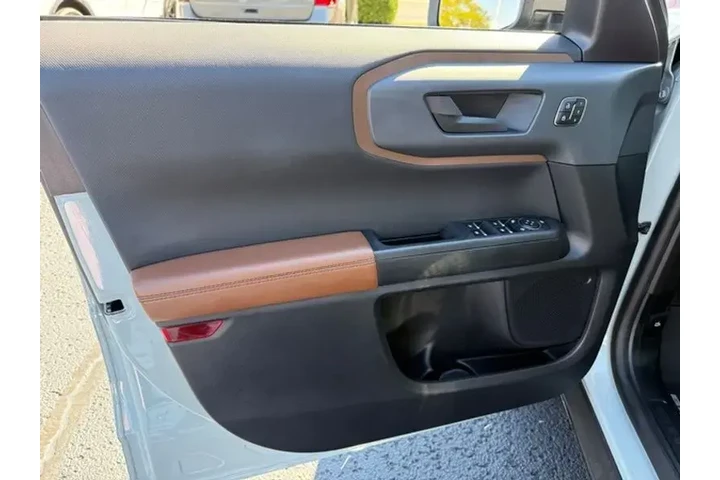 $27768 : Ford Bronco Sport 2023 AWD O image 8