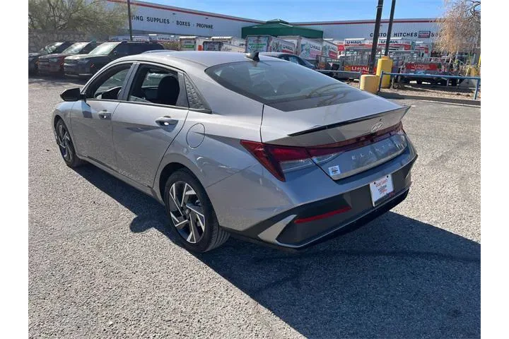 $24685 : Hyundai ELANTRA 2025 SEL Spo image 6