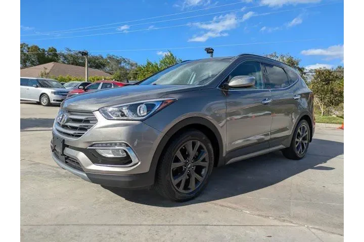 $17890 : Hyundai SANTA FE Sport 2018 image 5