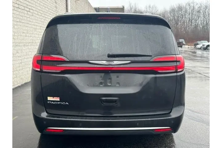$27481 : Chrysler Pacifica 2022 Touri image 5