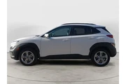 $19991 : Hyundai KONA 2023 AWD SEL 4d thumbnail