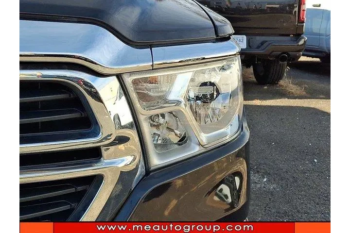 $33673 : Ram 1500 2021 4x4 Big Horn 4 image 4