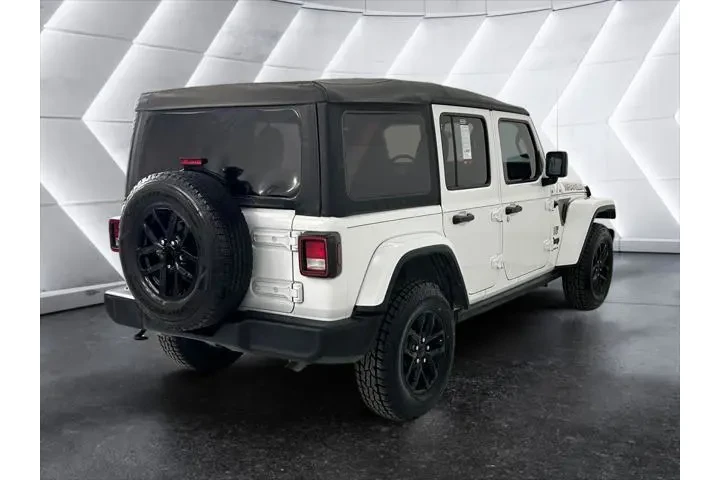 $29991 : Jeep Wrangler 2023 4x4 Freed image 4