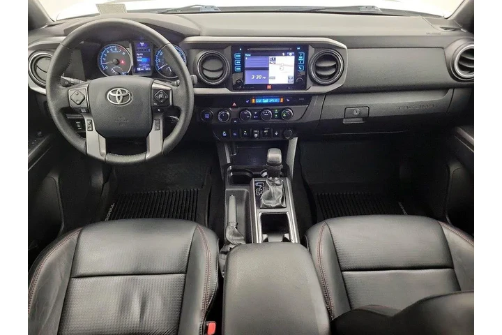 $38998 : Toyota Tacoma 2019 4x4 TRD P image 9