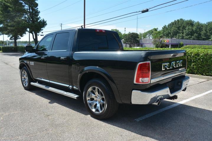 2017 1500 Laramie Limited image 10