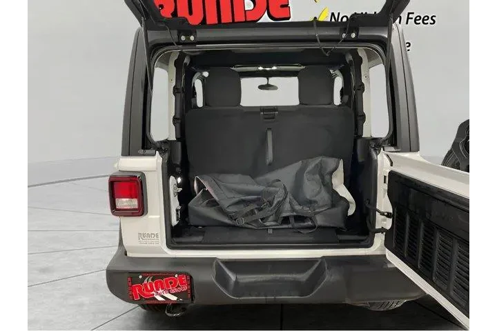 $26941 : Jeep Wrangler 2019 4x4 Sport image 10