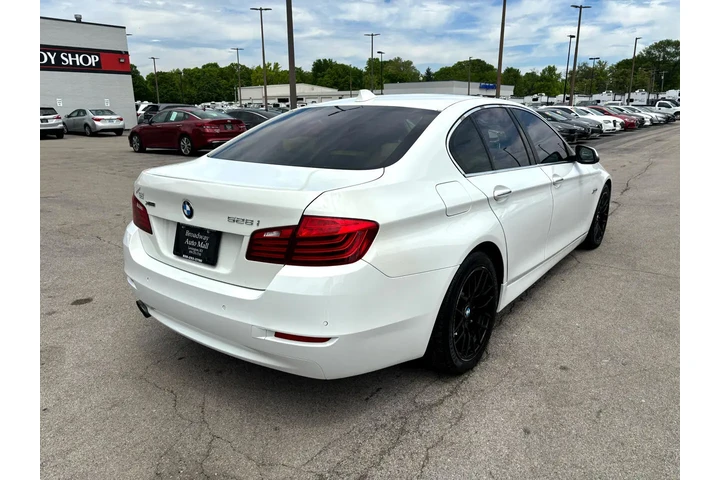 $11580 : 2016 BMW 5 Series 4dr Sdn 528 image 2