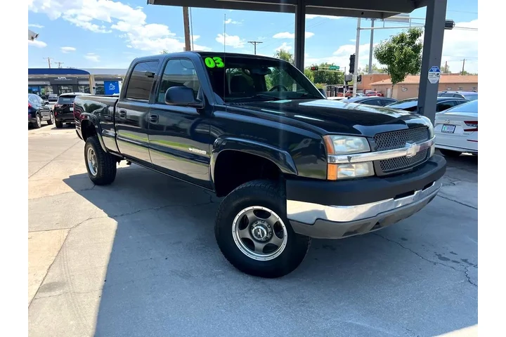 2003 Silverado 2500HD Crew Ca image 3