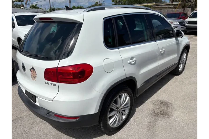 $5850 : 2014 Tiguan SE image 5