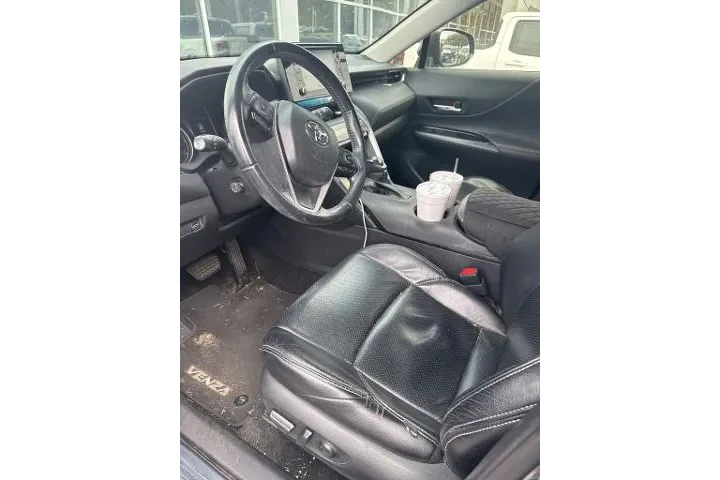 $20977 : Toyota Venza 2021 AWD LE 4dr image 4