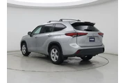 $28998 : Toyota Highlander 2022 L 4dr thumbnail