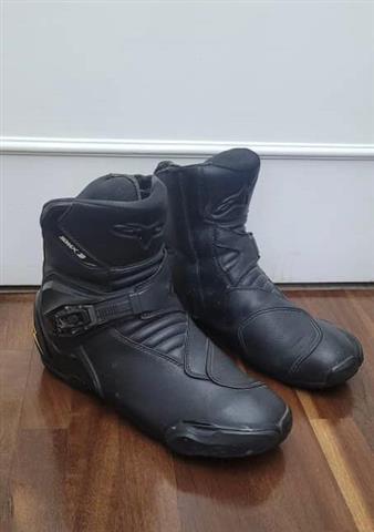 $230 : Botas para motorizado + blueth image 5