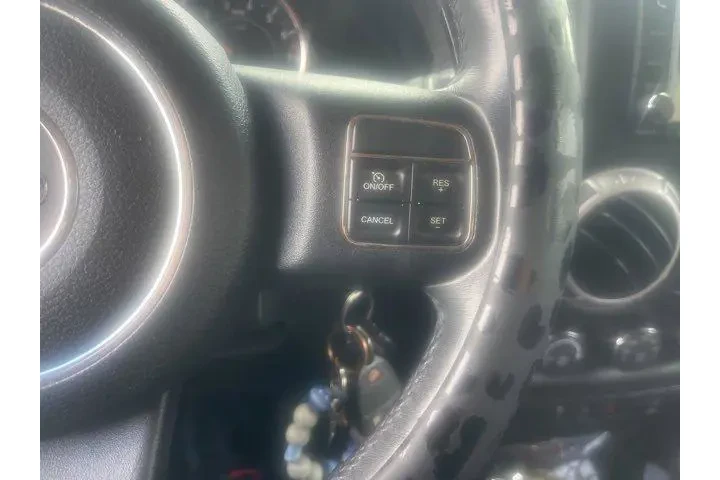 $12370 : Jeep Wrangler Unlimited 2013 image 8