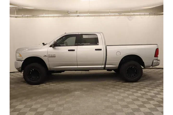 $31995 : Ram 2500 2016 4x4 Tradesman image 1