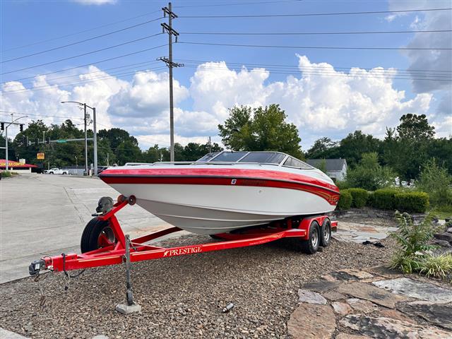 $17495 : 1999 Crownline 225 BR image 1