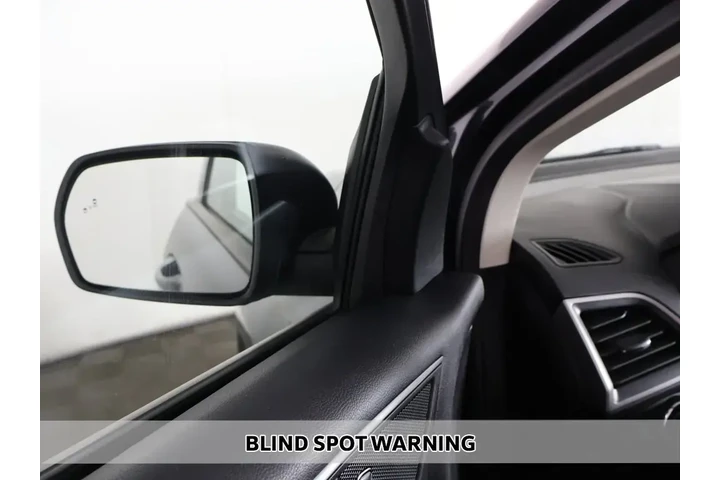 $17493 : Ford Edge 2022 AWD SE 4dr Cr image 3