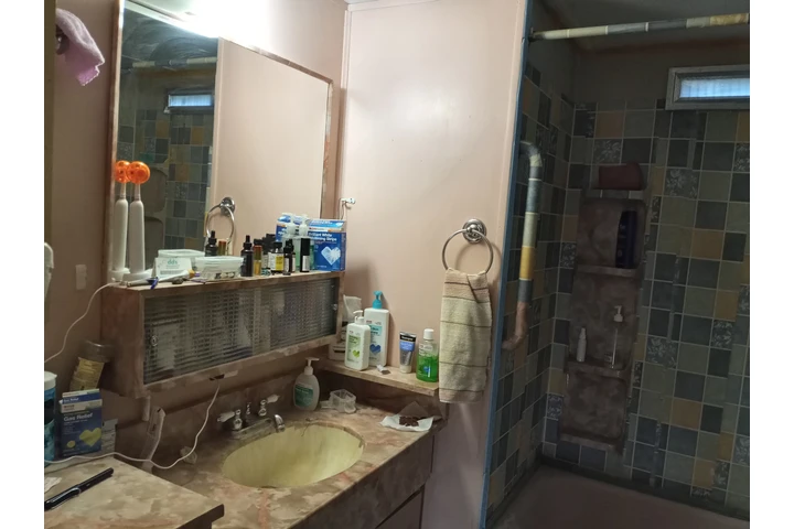 $16000 : Unidad de 55 años para arriba image 4