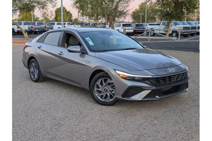 $19990 : Hyundai ELANTRA 2024 SEL 4dr image 2