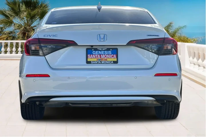 $29981 : Honda Civic 2024 Touring 4dr image 5