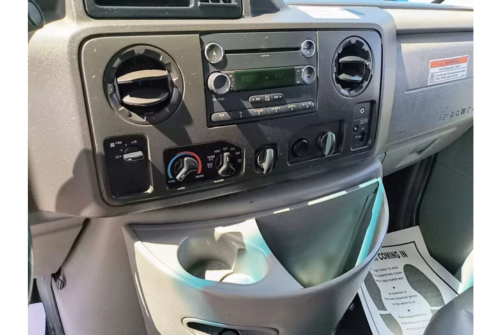 $18995 : 2017 FORD E350 SUPER DUTY CUT image 3