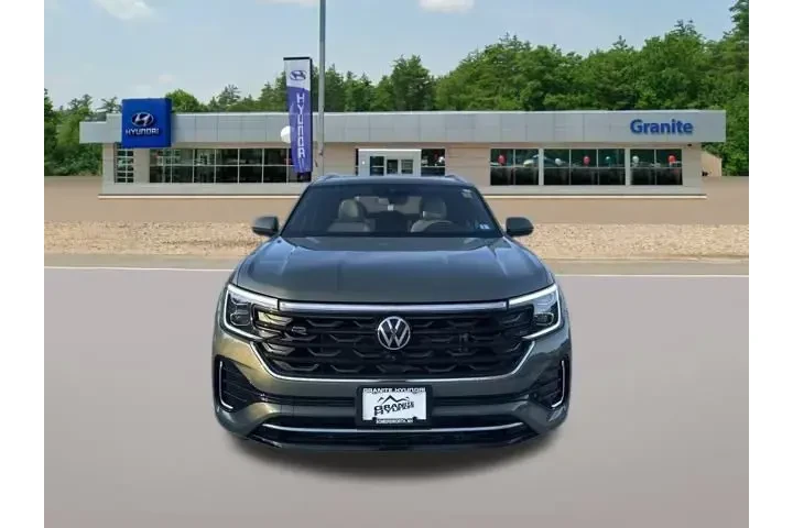 $39990 : Volkswagen Atlas Cross Sport image 3