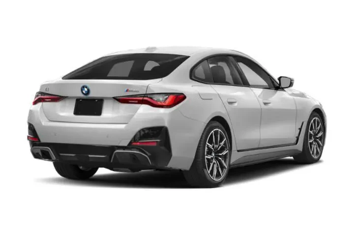 $35117 : BMW i4 2023 eDrive35 Gran Co image 3