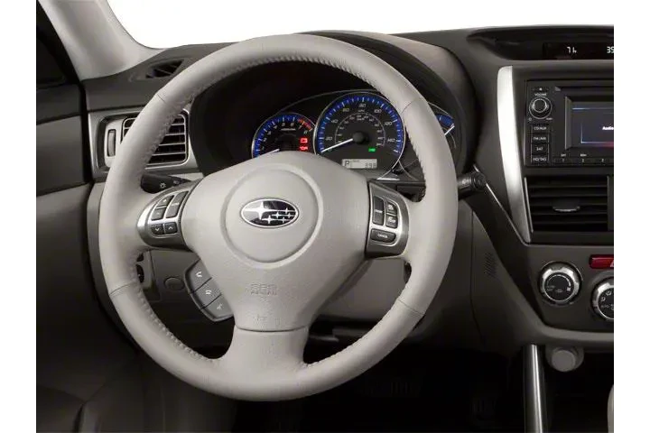 $9750 : Subaru Forester 2013 AWD 2.5 image 6