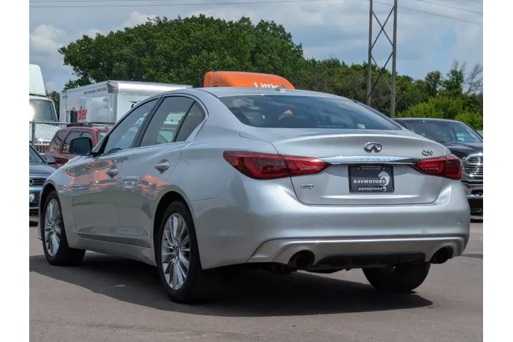 $17975 : 2019 Q50 3.0T Luxe image 10