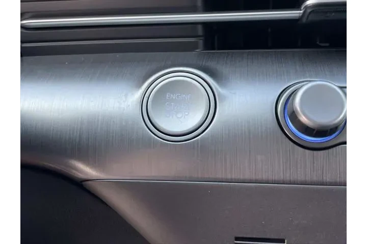 $22489 : Hyundai KONA 2024 SEL 4dr Cr image 10