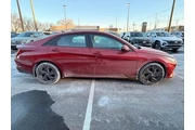 $19900 : Hyundai ELANTRA 2023 SEL 4dr thumbnail