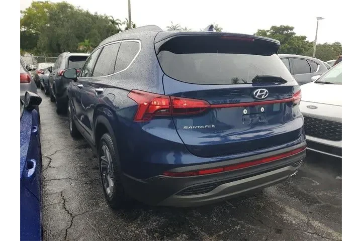 $19990 : Hyundai SANTA FE 2023 SEL 4d image 4