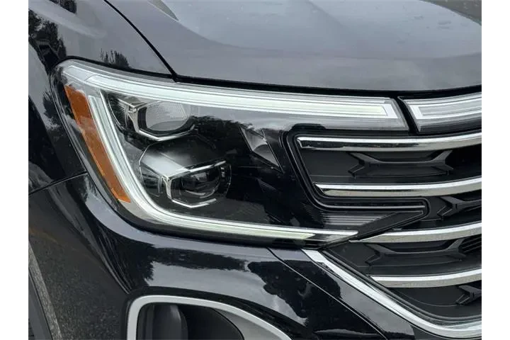 $35950 : Volkswagen Atlas 2025 AWD SE image 8