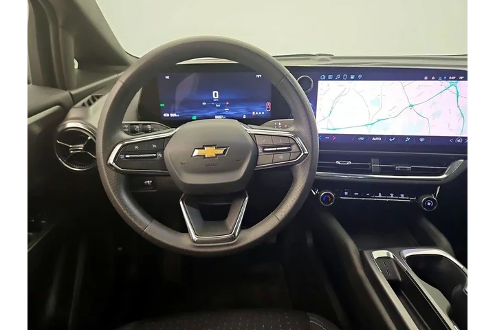 $27998 : Chevrolet Equinox EV 2025 LT image 10