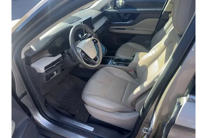 $25988 : Lincoln Corsair 2021 Reserve image 2