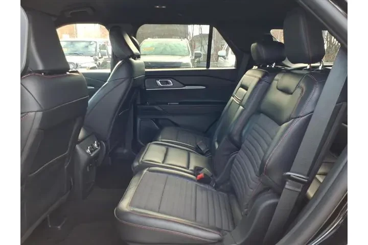 $39988 : Ford Explorer 2025 AWD ST-Li image 10
