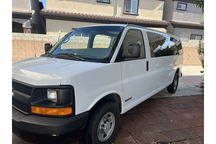 $6500 : 2007 Chevrolet  express image 5