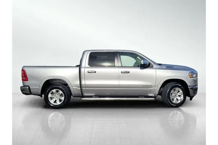 $29277 : Ram 1500 2019 4x2 Laramie 4d image 3