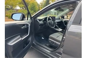 $36497 : Gold Certified2025 RAV4 Hybri thumbnail