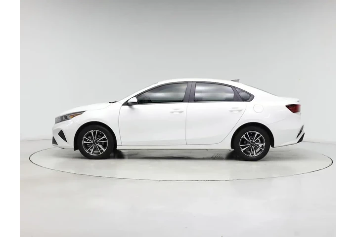 $19998 : Kia Forte 2024 LXS 4dr Sedan image 3