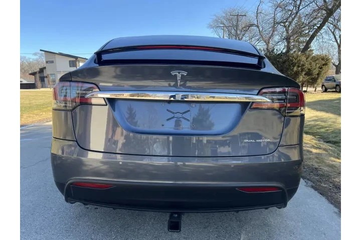 $22997 : 2019 Model X 75D image 6