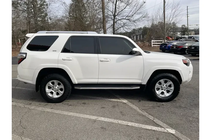 $26985 : Toyota 4Runner 2018 4x4 SR5 image 4