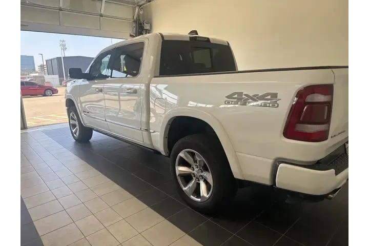 $33999 : Ram 1500 2021 4x4 Limited 4d image 9