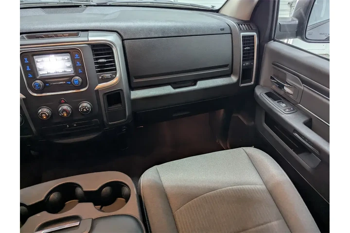 $29997 : Ram 1500 Classic 2024 4x2 SL image 8