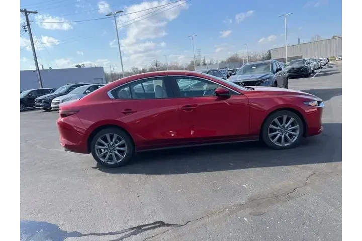 $25980 : Mazda Mazda3 Sedan 2025 2.5 image 5