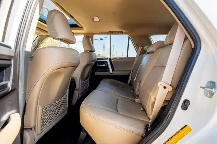 $33492 : Toyota 4Runner 2020 AWD Limi image 5