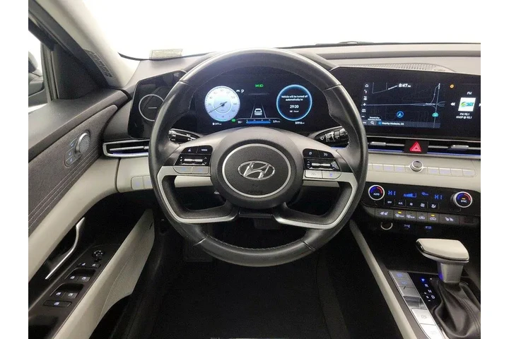 $23998 : Hyundai ELANTRA Hybrid 2023 image 10