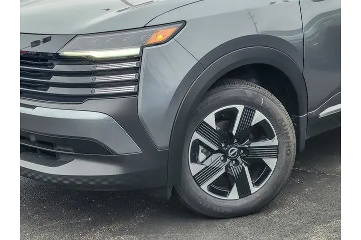 $27880 : Nissan Kicks 2025 AWD SV 4dr image 3