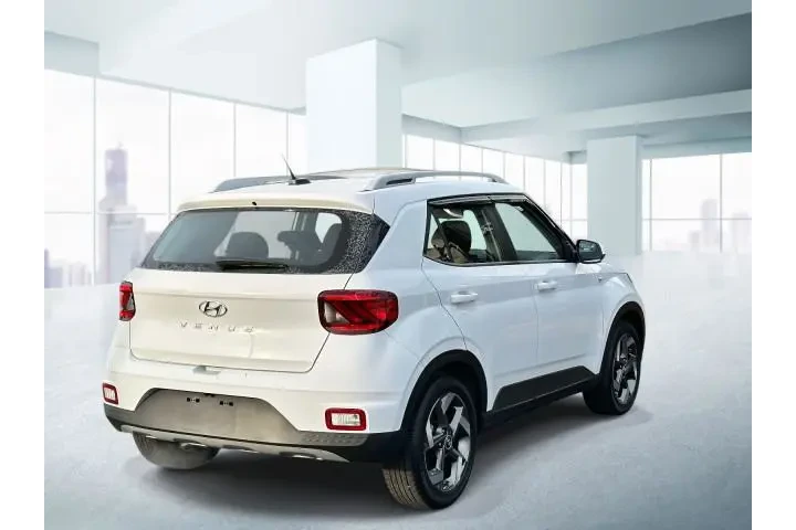 $16999 : Hyundai VENUE 2023 SEL 4dr C image 4